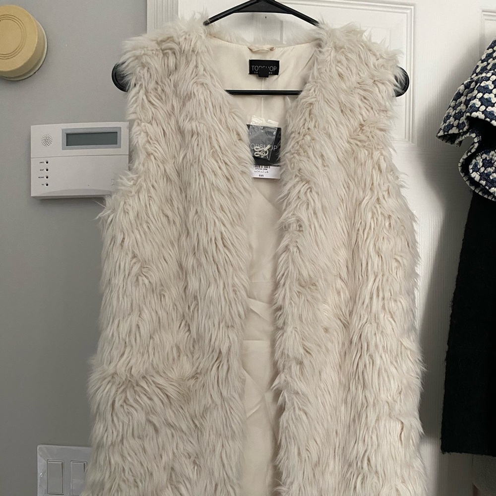 Top shop fur vest